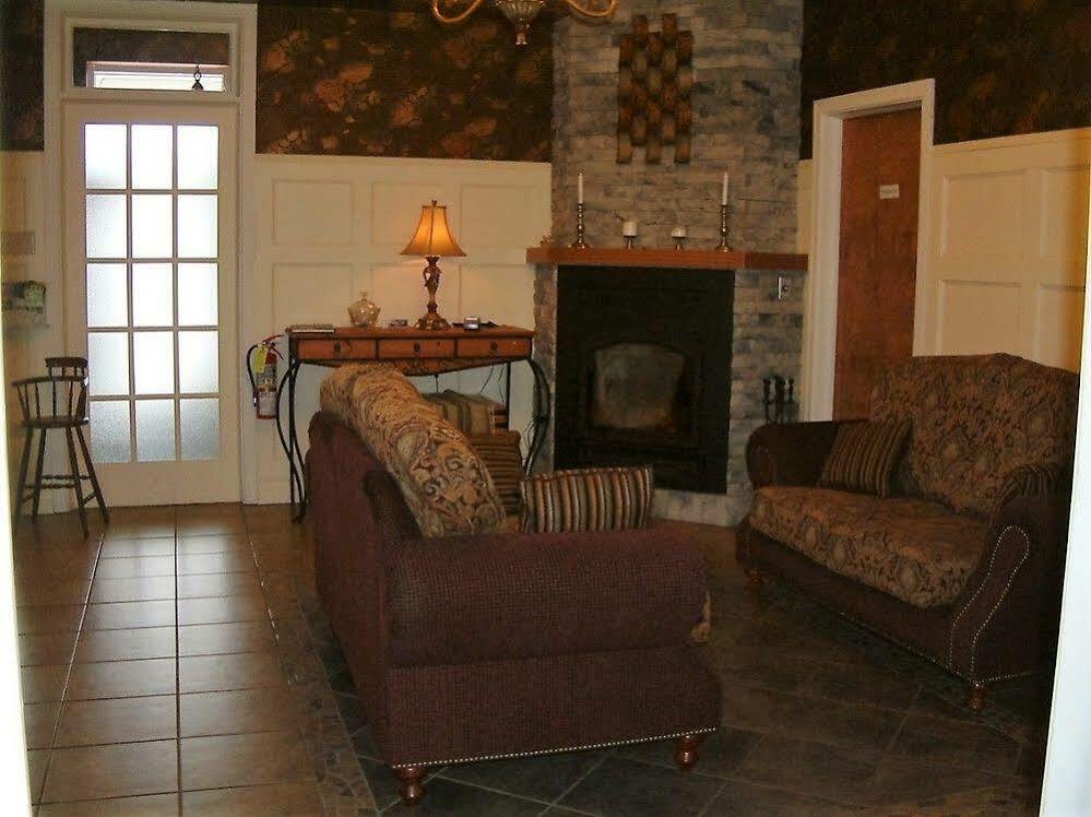 Auberge Le St-Georges Chicoutimi Exteriér fotografie