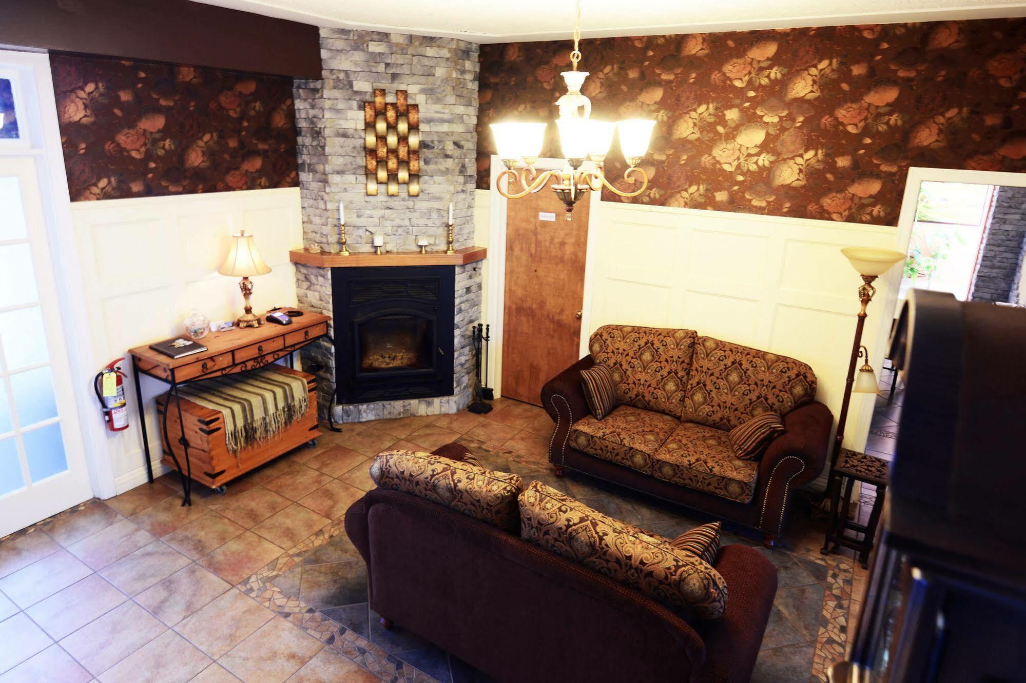 Auberge Le St-Georges Chicoutimi Exteriér fotografie